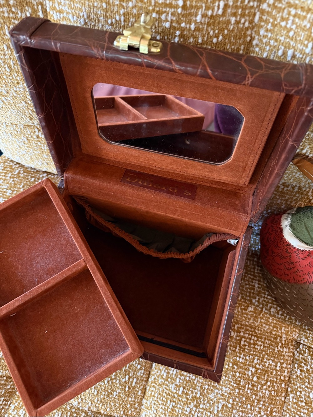 Vintage Dillard’s Crocodile Leather Jewelry Case - Picture 4 of 7